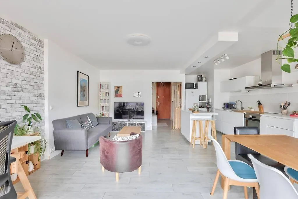 Apartment Beautiful And Bright 3 Bed Near La Villette Paris